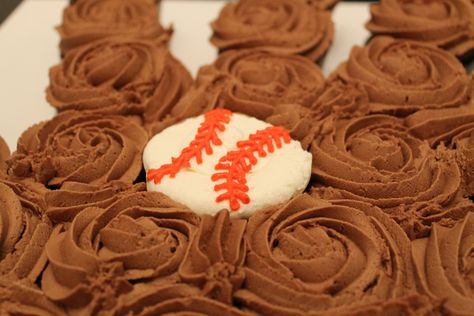 Baseball Glove Cupcakes - CakeCentral.com Baseball Glove Cupcakes, Baseball Party, Cupcakes Cake, Base Ball, Birthday Cupcake, Baseball Glove, Birthday Cupcakes, Cupcake Cakes, Cupcake