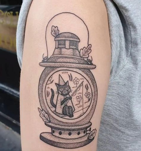 Over The Garden Wall Lantern Tattoo, Over The Garden Wall Lantern, Forge Tattoo, Otgw Tattoo, Over The Garden Wall Tattoo, Tattoo In Memory, Backyard Wall, Tattoo Over Scar, Lantern Tattoo