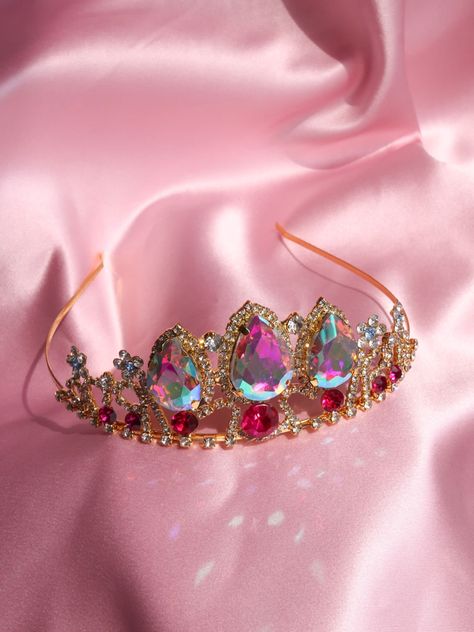 #tangledcrown #rapunzelcrown #rapunzeltiara #disneyprincesstiara #princesstiara Tangled Rapunzel Crown, Rapunzel Crown, Tangled Princess, Lost Princess, Apartment Checklist, Pretty Jewelry Necklaces, Princess Jewelry, Tiara Wedding, Headpiece Jewelry