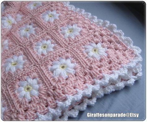 Crochet Baby Blanket Flowers, Daisy Crochet Blanket, Daisy Baby Blanket, Pink And White Crochet, Sunburst Granny Square, Baby Afghan Crochet Patterns, Crochet Flower Blanket, Crochet Square Blanket