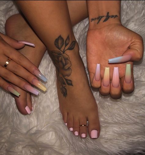 Shiny Nails Designs, Acrylic Toe Nails, Acrylic Toes, Long Acrylic Nails Coffin, Summer Acrylic Nails, Pink Acrylic Nails, Square Acrylic Nails, Fire Nails, Coffin Nails Designs