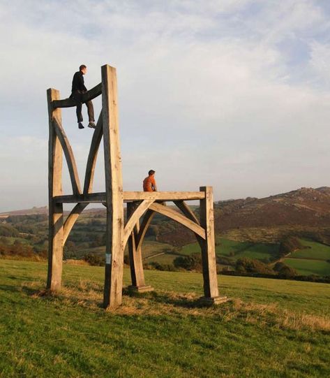 Henry Bruce, Wooden chair sculpture Chair Sculpture, Big Chair, Unique Chair, Roadside Attractions, Sculpture Installation, Outdoor Art, Land Art, Environmental Art, Wooden Chair