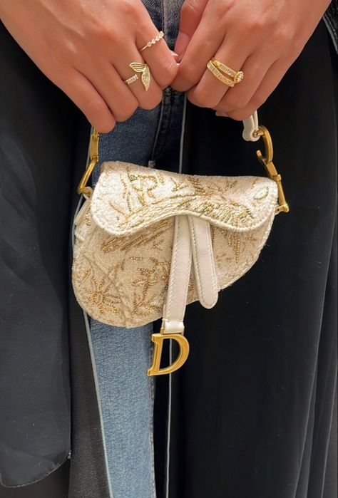 #dior #fashion #aesthetic #saddle #saddlebag #bags #bagsandpurses #minibag Dior Mini Saddle Bag, Dior Mini Bag, Mini Saddle Bag, Luxury Bags Collection, Girly Bags, Cute Handbags, Fancy Bags, Dior Fashion, Best Handbags