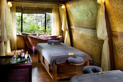 Wellbeing Studio, Jungle Spa, Healing Rooms, Spa Cafe, Mobile Beauty Salon, Spa Room Ideas, Massage Therapy Rooms, Mobile Spa, Spa Studio