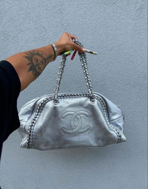 Silver Chanel Bag, Chain Bag, Vintage Chanel, Group Chat, Chanel Bag, Silver Chain, Metallic Silver, Chanel, Purse