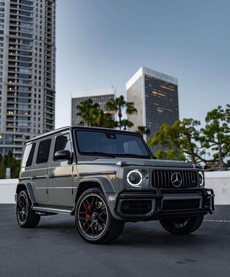 Mercedes Benz G-Class on Instagram: “G63 AMG Rate it 1-10⁉️ Tag your friends🤳🏻 • Follow us @gclass.army • • Photo by @lifewithkgphotography • #gclassarmy” G Class Mercedes, Mercedes G Series, Mercedes Amg G 63, Mercedes Benz G Wagon, Mercedes Benz G63 Amg, Toyota Sequioa, Mercedes G63 Amg, G Class Amg, Benz Suv