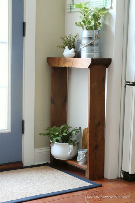 You are going to love this collection of Basic DIY Farmhouse Project & Tips to get the Fixer-Upper Style! So many basics that will add to your home! Foyer Decor Entryway, Narrow Entrance, Small Entry Tables, Narrow Hallway Table, Small Entryway Table, Narrow Entryway Table, Diy Console, Hall Ideas, Diy Console Table