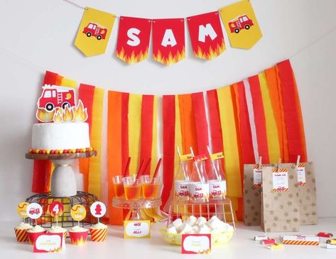 Fire Engine Birthday Party, Firefighter Birthday Cakes, Fireman Sam Birthday Party, Fire Engine Birthday, Fire Truck Birthday Party, Fire Engine Party, Fire Truck Birthday, Truck Birthday Cakes, Fireman Party