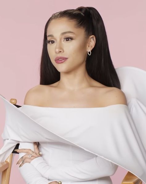 Ariana Grande Interview, Ariana Grande Hair, Ariana Grande Images, Ariana G, 1 Girl, Braids For Black Hair, Her Music, Divine Feminine, Fan Page