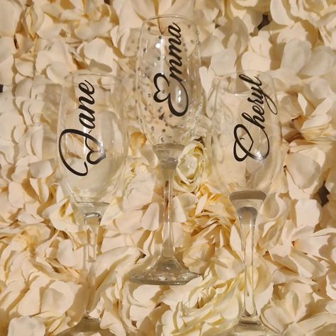 Good morning! Or nearly afternoon... How gorgeous is this glassware!? Such a simple was to personalise and occasion or give a gift. These are vinyl ones so need careful hand washing but I can do some etched or sublimated glasses too. #glass #ginglass #champagne #prosecco #drinkware Give A Gift, Hand Washing, Gin, Drinkware, Good Morning, Champagne, I Can, Vinyl, Canning