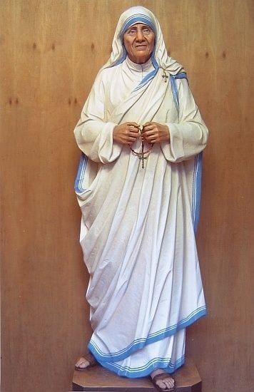 Mother Theresa Costume, Mother Tressa, Mother Teresa Costume, Mother Teresa Pictures, Mother Teresa Art, Mother Teresa Photos, Happy Gandhi Jayanti Images, Gandhi Jayanti Images, Mother Theresa Quotes