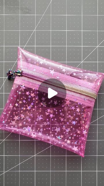 Muriel Corbierre on Instagram: "👝 Vinyl pouch tutorial 👝 What you need: vinyl or cork 6.5" wide (16.5cm) by 10" tall (25.5cm), 7" (18cm) of #5 zipper tape, a zipper pull and 1/4" double side tape. A Teflon foot will avoid many frustrations... I used a microtex 90/14 needle and polyester gutermann thread. Dimensions can be changed easily for your needs. If turning is difficult at the end, use a hair dryer to soften the vinyl. Don't forget to save to find it again easily!"