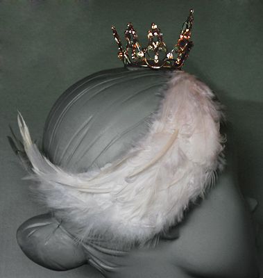 Swan Lake White Swan Odette Custom Headpiece, Black Dog Designs Tiara Gallery White Swan Headpiece, Swan Headpiece, Ballet Crowns, Swan Lake Costumes, Ballet Stage, Swan Costume, Ballet Tiaras, Ballet Headpieces, Belly Dance Lessons