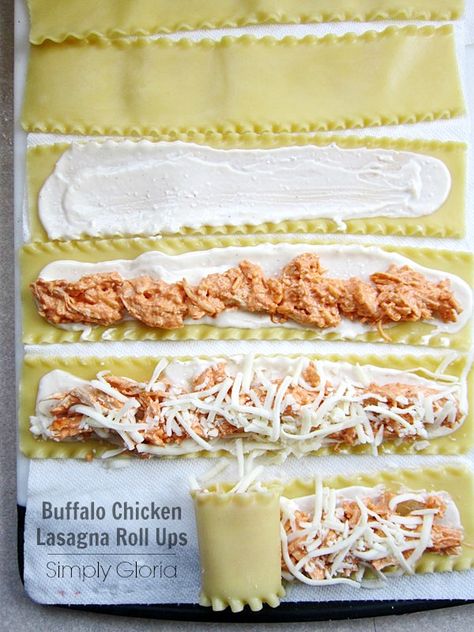 Buffalo Chicken Lasagna Roll Ups by SimplyGloria.com #lasagna Buffalo Chicken Lasagna Roll Ups, Chicken Lasagna Roll Ups, Bacon Lasagna, Buffalo Chicken Lasagna, Lasagne Roll Ups, Chicken Lasagna Rolls, Lasagna Roll Ups, Buffalo Chicken Recipes, Lasagna Roll