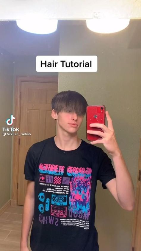 Growing Hair Out Hairstyles Men, Men’s Long Hair Straight, How To Make Messy Hair Boys, How To Get Messy Hair, Fluffy Hairstyles Men, How To Get Fluffy Hair Boys, How To Style Boys Hair, Teen Boy Hairstyles Medium, Aesthetic Boy Haircut