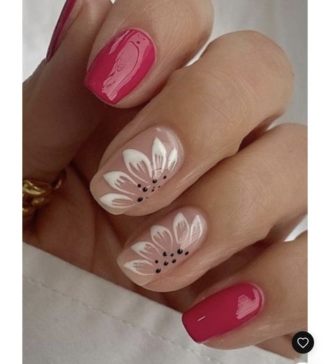 Nail Designs Floral Simple, Mother’s Day Nails, Mothers Day Nails Ideas, Mothers Day Nails, Purple Nail Art, Plain Nails, Nail Drawing, Floral Nail Designs, Drawings Ideas