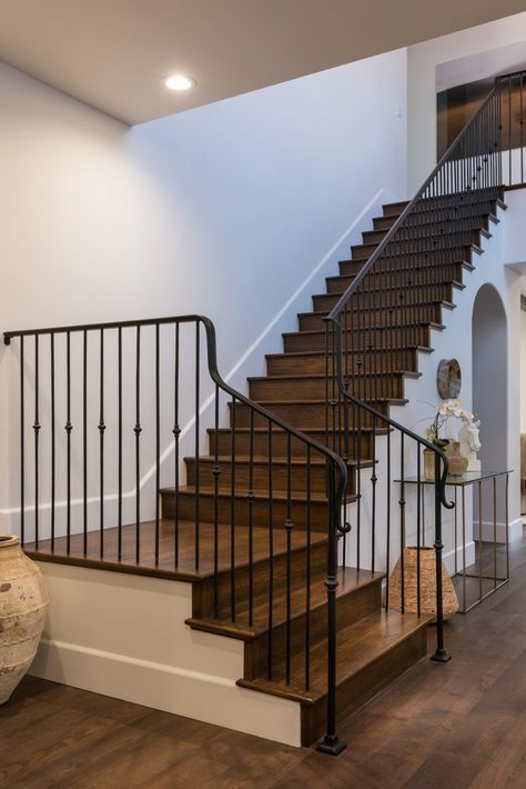 Zuma Beach - European Oak Flooring Stairway Pictures, Mediterranean Staircase, L Shaped Stairs, Wood Railings For Stairs, Glam House, Traditional Staircase, Staircase Ideas, Staircase Remodel, Stair Remodel