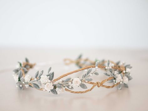 A whimsical flower crown from our new collection. You'll fall in love with beautiful tones of gray, green and off white. Thanks to the use of paper flowers and artificial leaves, the crown is durable. Our lovely floral crown will be a keepsake for many years to come. The flower crown ties with ribbons at the back to make it perfectly adjustable. This crown is more beautiful than the pictures. It is a special touch to your bohemian look! Head circumference: one size fits all (adjustable)/ fits ad Floral Wedding Crown, Minimalist Flower Crown, Small Flower Crown Bride, Wedding Floral Crown, Bride Flower Crown, Wedding Flower Crown, Metal Flower Crown, Girls Halo, Flower Girl Halo