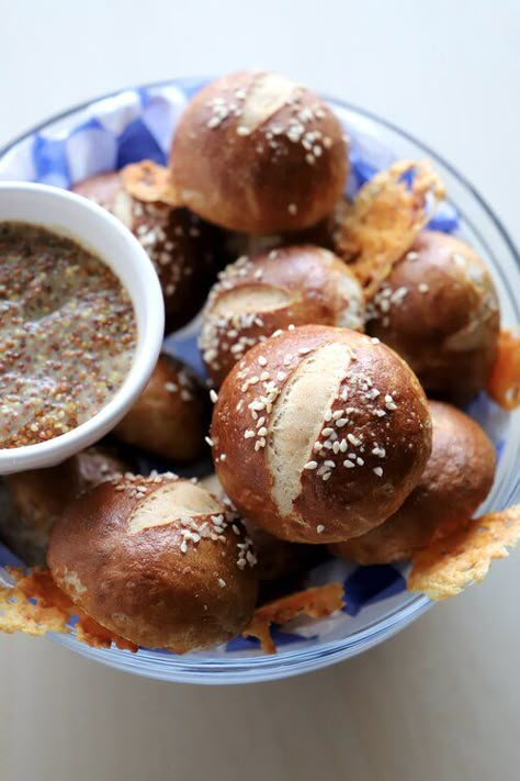 Discard Pretzel Bites — No Knead to Worry