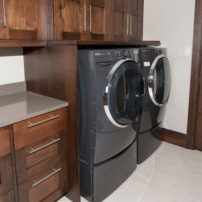 Laundry Photos Pedestal Design Ideas, Pictures, Remodel, and Decor - page 6 Laundry Room Ideas For Front Loaders With Pedestals, Front Loaders On Pedestals, Pedestal Laundry, Laundry Room Pedestal, Alder Kitchen, Utility Room Organization, Custom Laundry Room, Laundry Room Design Ideas, Laundry Cabinets