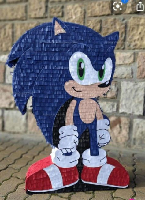 Sonic Pinata Diy, Sonic The Hedgehog Pinata, Sonic Pinata, Sonic Plush Toys, Sonic Birthday Cake, Train Birthday Cake, Sonic Birthday Parties, Birthday Pinata, Hedgehog Birthday