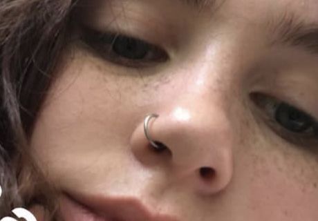 Cute Nose, Claire Cottrill, Cute Nose Piercings, Cool Piercings, Nose Piercing Jewelry, Facial Piercings, Cute Piercings, Belly Piercing, Nose Jewelry