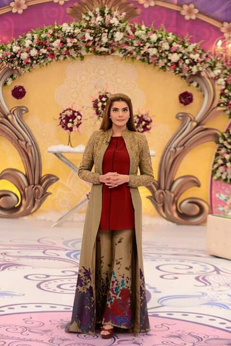 Red shirt with bronze long coat and beggy bronze trouser Coat Style Pakistani Dresses, Over Coat Dress Indian, Coat Style Dresses Party Wear, Pakistan Dress, Shadi Dresses, Desi Wedding Dresses, Nikkah Dress, Salwar Kamiz, Pakistani Dresses Casual