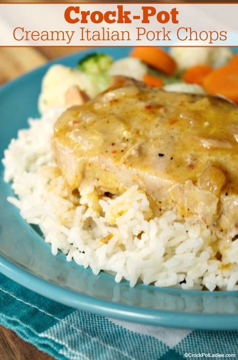 Crock-Pot Creamy Italian Pork Chops - With just 5 ingredients this quick & easy recipe for Crock-Pot Creamy Italian Pork Chops is simple to put together & the pork chops come out so flavorful! [Gluten Free, Low Calorie, Low Carb, Low Fat, Low Sugar & 7 Weight Watchers SmartPoints per serving!] #CrockPotLadies #CrockPot #SlowCooker #PorkChops #WeightWatchers via @ Italian Pork Chops, Low Calorie Low Carb, Italian Pork, Chicken Recipes Easy Quick, Slow Cooker Pork Chops, Crockpot Pork Chops, Crockpot Pork, Slow Cooker Pork, Entree Recipes