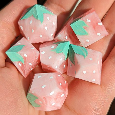 Pink Dnd Dice, Polymer Clay Dice, Diy Resin Dice, Cool Dnd Dice, Pretty Dice, Thorny Rose, Pink Dice, Dice Ideas, Dice Goblin