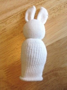 Sock Rabbit, Boutique Crafts, Stuffed Bunnies, Sock Bunny, Sock Crafts, Diy Socks, Fluffy Socks, Snow Bunnies, Teddy Bear Pattern