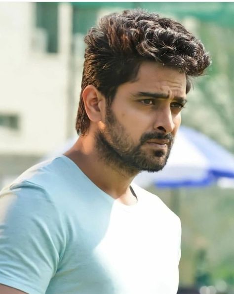 Naga Shaurya Hd Images, Naga Shaurya, Naga Shourya, Mens Medium Length Hairstyles, Indian Flag Images, Buddha Artwork, Bollywood Hairstyles, New Photos Hd, Celebrity Stars