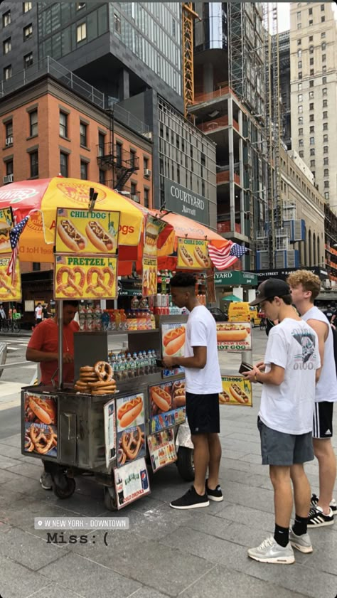 New York Food Truck, The Basketball Diaries Aesthetic, Nyc Street Food, Daniel Larson, Cheese Poster, Bennie And The Jets, Foto New York, Photography Camp, New York Theme