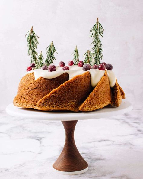 Holiday Spice Bundt Cake Cake Recipes For Thanksgiving, Spice Bundt Cake, Holiday Cake Recipes, Recipes For Thanksgiving, Spice Cake Recipes, Holiday Cake, Sugared Cranberries, Spice Cake, Holiday Cakes