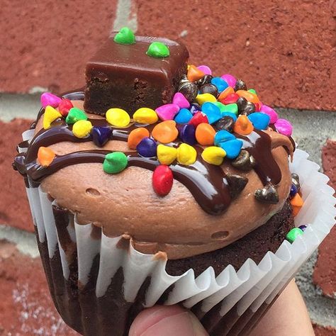 cosmic brownie Cosmic Brownie Aesthetic, Cosmic Brownie Cupcakes, Cosmic Brownie Cheesecake, Cosmic Brownie Cake, Green Bean Chips, Bean Chips, Cosmic Brownies, Pastel Cupcakes, Low Carb Snack