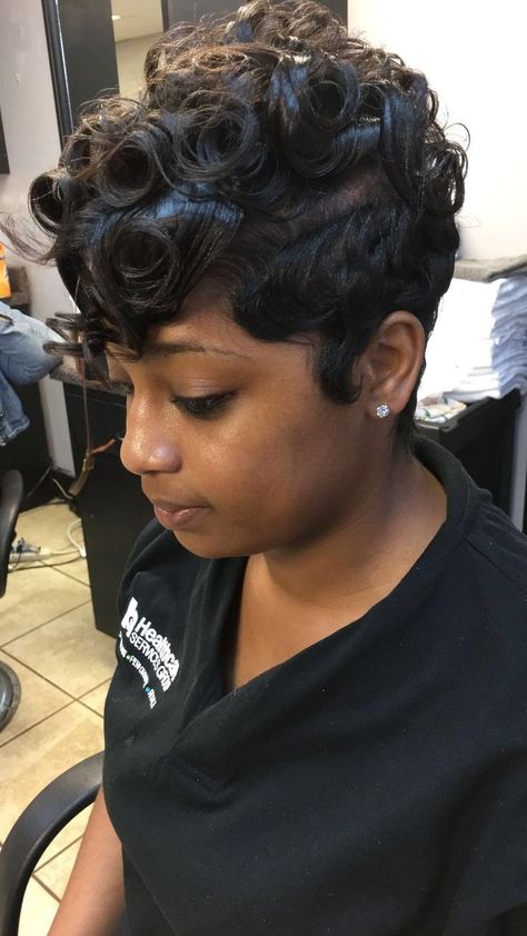 Curly Top Pixie Haircut, Black Women 40s Fashion, Short Pincurl Hairstyles, Pixie Curls Black Women, Short Pin Curls For Black Women, Pin Curls For Black Women Short Hair, Short Hairstyles Black Women, Pixies Haircut, Short Quick Weave Hairstyles