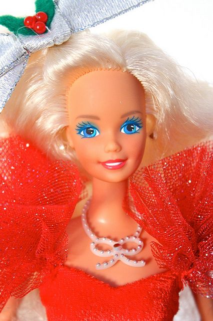 1988 Happy Holidays® Barbie® Doll by My lovely Barbie, via Flickr Barbie 1990, Happy Holidays Barbie, Classic Barbie, Face Mold, Barbie Theme, Holiday Barbie, Fashion Barbie, Pink Box, Doll Repaint