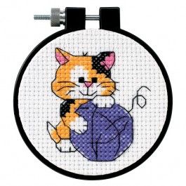 Dimensions Cross Stitch, Thread Needle, Cat Kids, Mini Cross Stitch, Cat Cross Stitch, Needle Point, Cute Kitty, Cross Stitch Samplers, Simple Cross Stitch