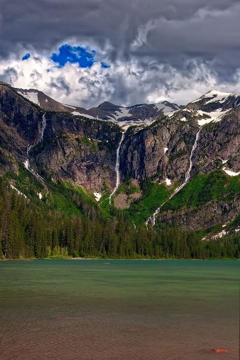 Meena's Tirith: Photo Glacier Park Montana, Avalanche Lake, Lake Montana, Yellowstone Trip, Glacier Lake, Places In Usa, Glacier National Park Montana, Glacier Park, Breathtaking Places