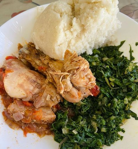 IRENE/ CHEF/ FOOD STYLIST/ COOK 👩‍🍳 on Instagram: "Mum makes the tastiest kienyeji chicken 😍😍. We all know that after this im definately having my Saturday Afternoon nap😂😂😅. #kienyejichicken #ugali #spinach #africanfood" Mercedes Wallpaper, Chef Food, Delicious Snacks, Mouth Watering Food, Saturday Afternoon, Afternoon Nap, Delicious Snacks Recipes, Snacks Recipes, African Food