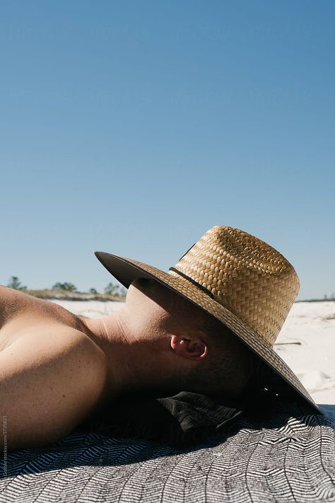 Male Skincare, Mens Beach Hats, Beach Fashion Shoot, Men Skincare, Straw Beach Hat, Straw Hat Beach, Straw Sun Hat, Summer Fashion Beach, Man Hat