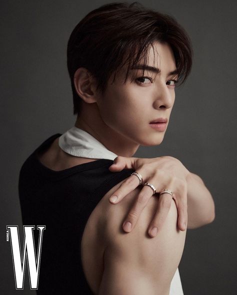 Astro Eunwoo, 얼굴 드로잉, Lee Dong Min, Eunwoo Astro, Cha Eun Woo Astro, Eun Woo Astro, Lee Soo, W Korea