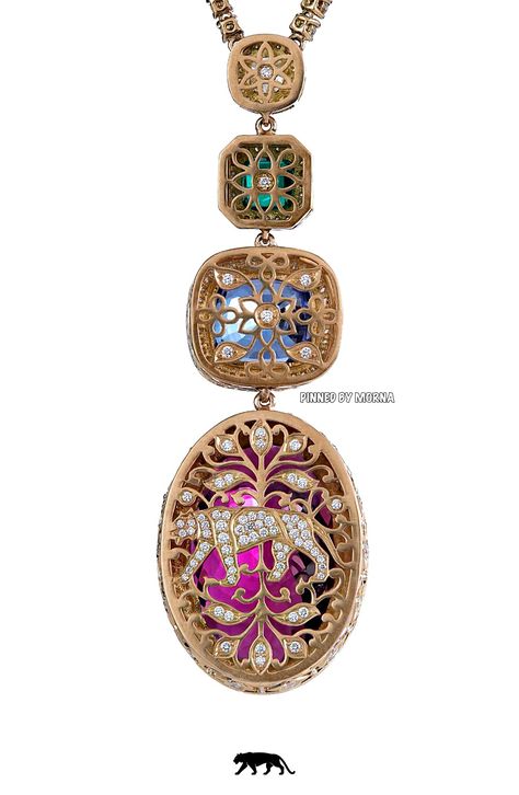 Sabyasachi Mukherjee - India 🇮🇳 Polki Jewellery Sabyasachi, Sabyasachi Earrings, Carved Stone Jewelry, Saffron Spice, Sabyasachi Mukherjee, Bridal Jewelry Sets Brides, Sabyasachi Jewellery, Diamond Jewelry Set, Fancy Jewelry Necklace