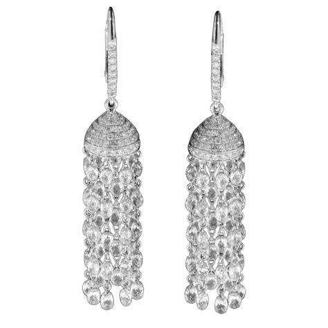 Part of our tassel collection, this beautiful earrings feature hand set faceted diamond briolettes, diamond rosecut and pave set sparkly round diamonds in dome like top. They are lightweight for a comfortable wear and are perfect for a daytime or evening outfit ! Additional photos & videos available in request. Briolette Earrings, Gold Tassel Earrings, Vintage Drop Earrings, Flawless Diamond, Evening Outfit, Tassel Jewelry, Knot Earrings, Expensive Jewelry, White Gold Earrings