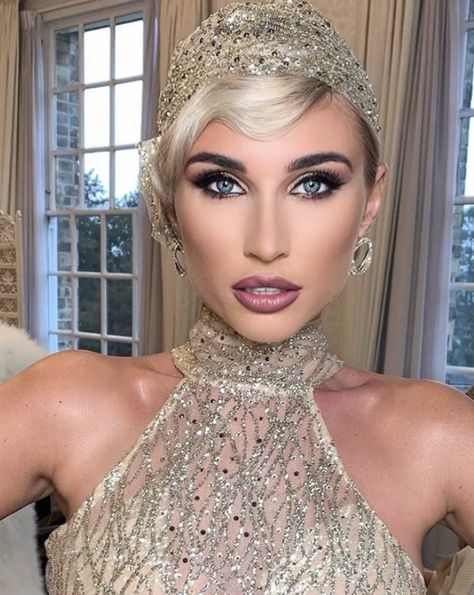 Gatsby Inspired Makeup, 20s Style Makeup, Gatsby Makeup Look, Roaring 20s Makeup Gatsby, Gatsby Party Makeup, Great Gatsby Makeup And Hair, Gatsby Makeup And Hair, 20s Makeup Gatsby, 1920s Makeup Gatsby