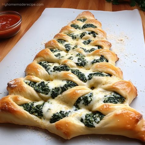 Christmas Tree Spinach Dip Breadsticks – Festive Holiday Appetizer - My Home Made Recipe Spinach Artichoke Dip Tree, Spinach Artichoke Christmas Tree Appetizer, Spinach Dip Crescent Roll Christmas Tree, Christmas Spinach Dip Tree, Tree Shaped Food, Spinach Artichoke Dip Christmas Tree, Tree Appetizer Christmas, Spinach Artichoke Christmas Tree, Spinach Dip Christmas Tree