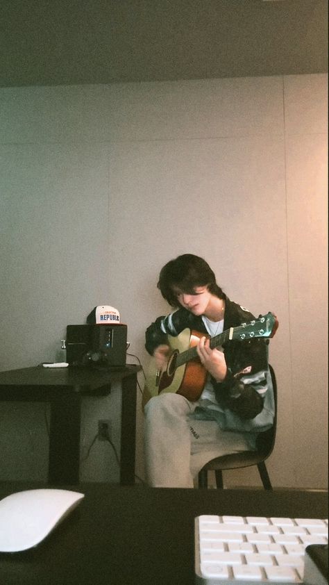 Boyfriend Material, Guitar, Birthday