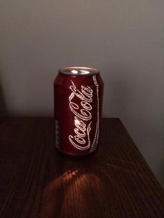 Start saving your soda cans so you can copy these 8 amazing ideas Coke Can Crafts, Beer Decorations, Light Drinks, Soda Can Art, Soda Can Crafts, Cherry Coke Can, Tin Can Crafts, Pinterest Diy Crafts, Pop Cans