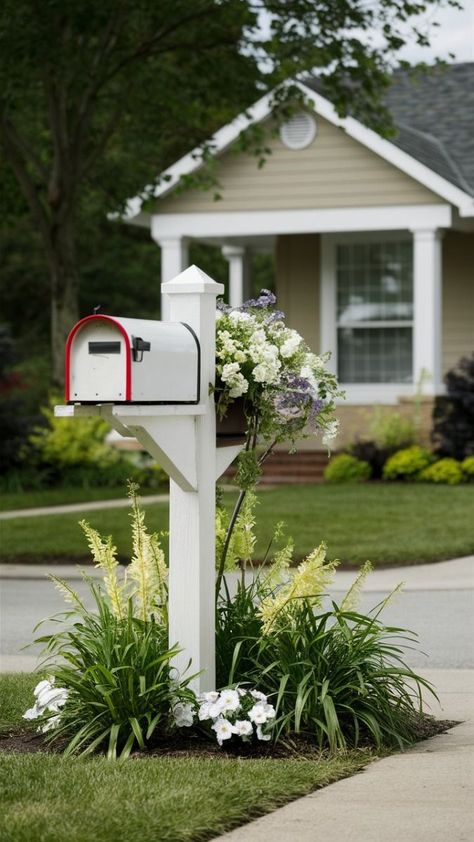 https://youtu.be/Bmcdf1Oo-ig Mailbox Landscape, Mailbox Flower Bed Ideas, Mailbox Flower Bed, Mailbox Flowers, Summit House, Design A Garden, Mailbox Garden, Mailbox Landscaping, Mailbox Ideas