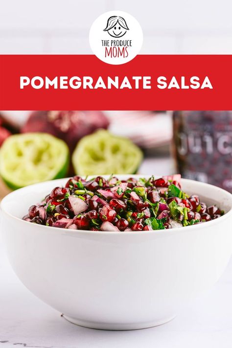 A white bowl filled with pomegranates arils, cilantro, red onion, diced jalapeño and more. Meal Prep Snacks Healthy, Pomegranate Salsa, Entertaining Appetizers, Vegan Appetizers Recipes, Sweet Appetizer, Pomegranate Recipes, Veggie Skewers, Meal Prep Snacks, Snack Healthy