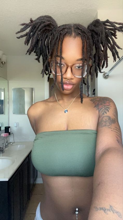 Locks Black Women Aesthetic, Ebony Black Aesthetic, Alt Girl Aesthetic Black Women, Big Afro Hair Aesthetic, Black Girls With Locs Aesthetic, Hair Unit, Black Magic Woman, Dreads Girl, Natural Black Women